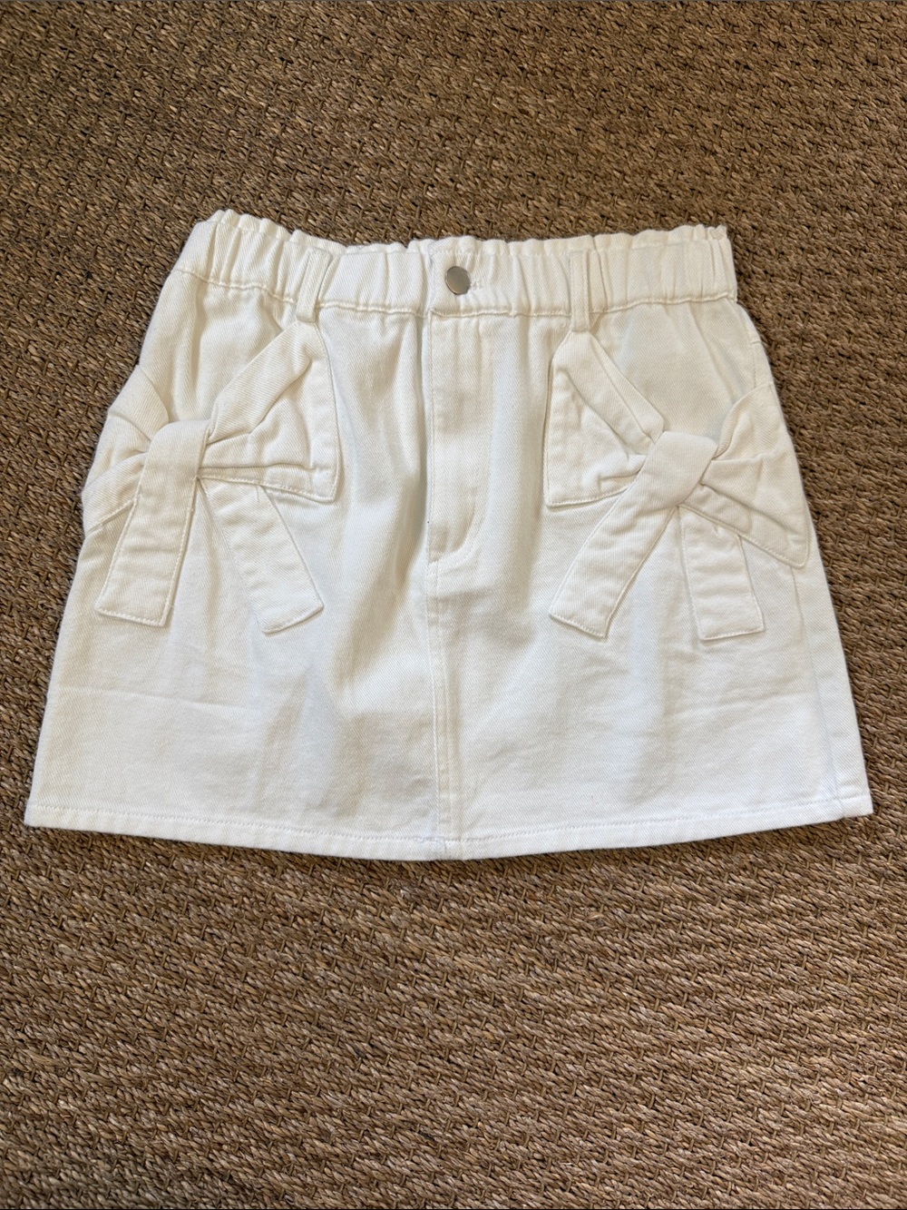 Day + Moon White Cotton Mini Skirt with Front Bow Pockets denim l